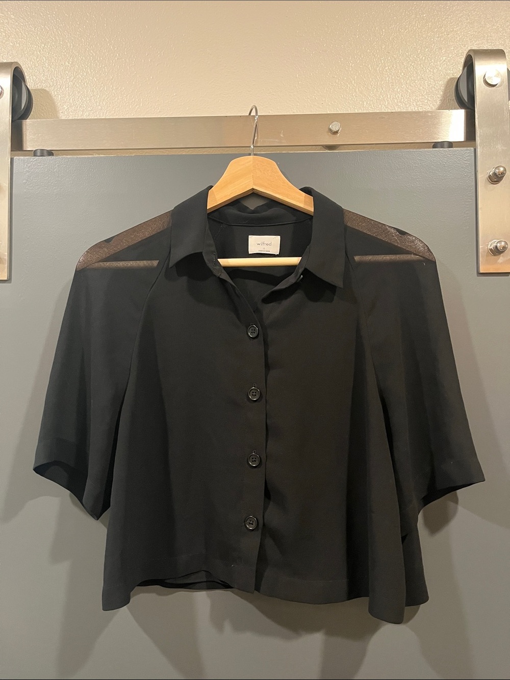 Aritzia Wilfred Short Sleeve Sheer Blouse